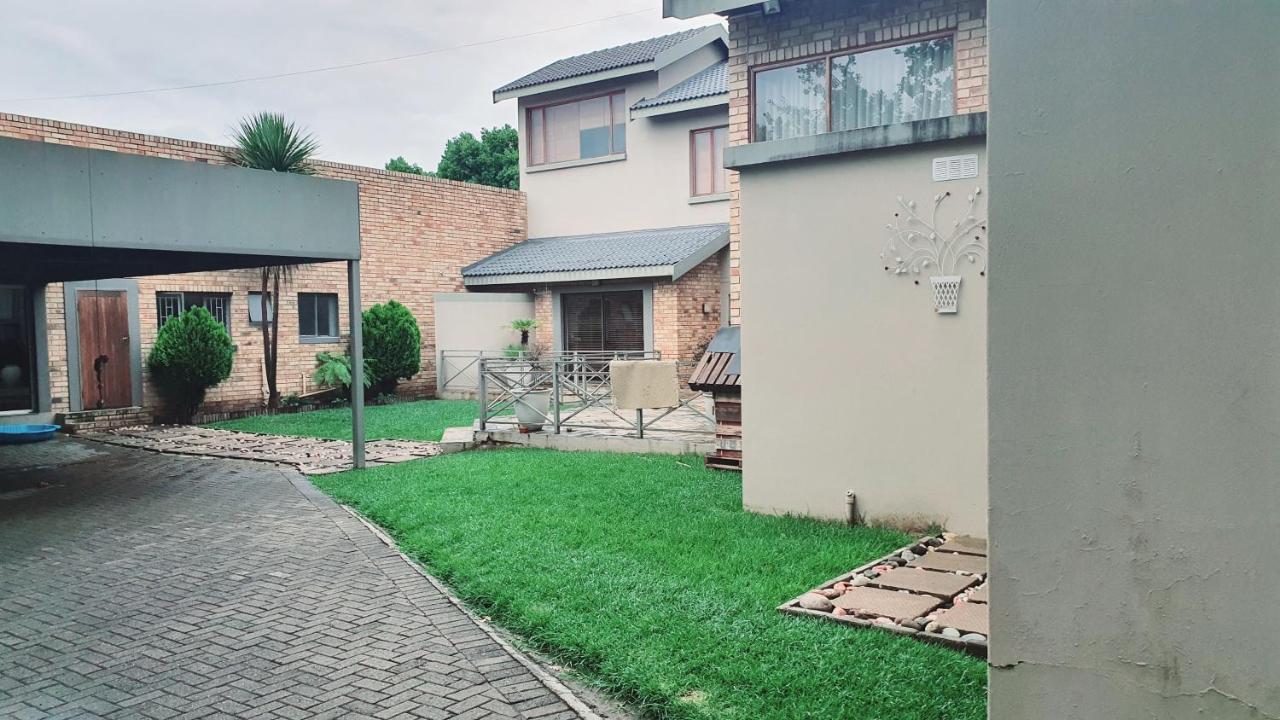 The Spare Bedroom Unit 1 Harrismith Exterior foto